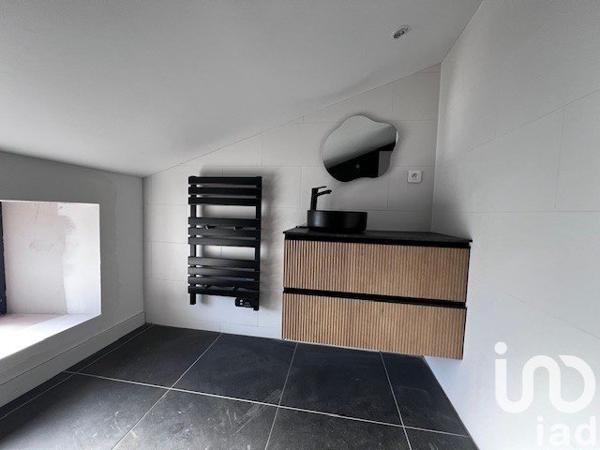 Longère 6 pièces de 295 m² à Moncoutant (79320)