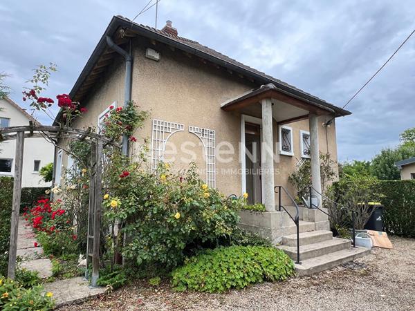 Maison traditionnelle de 5 pieces sur cave totale - Proche du centre-ville - CHAMBLY