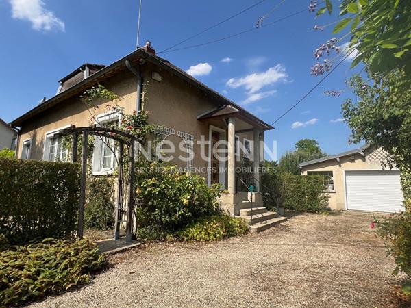 Maison traditionnelle de 5 pieces sur cave totale - Proche du centre-ville - CHAMBLY