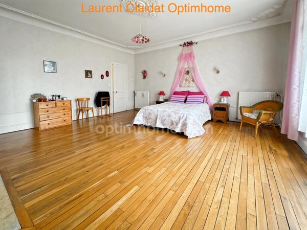 MAISON 11 PIÈCES – ENV.287 m² – 6 CHAMBRES – JARDIN – PROF LIBÉRALE POSSIBLE