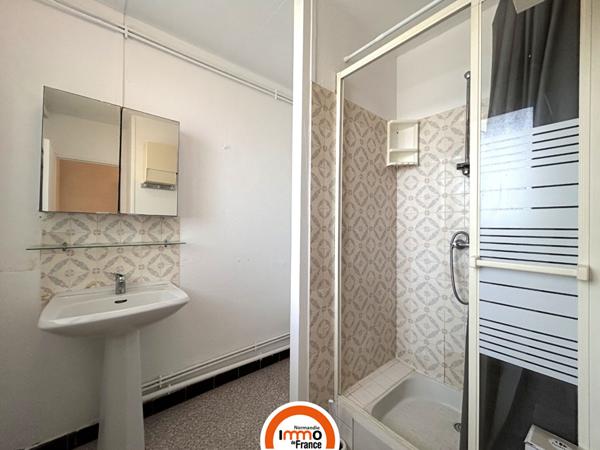 STUDIO EVREUX - 30 m2