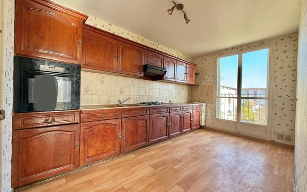 Appartement à vendre    4 pièces • 73,49 m2 Chenôve