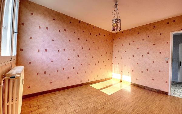 Appartement à vendre    4 pièces • 73,49 m2 Chenôve