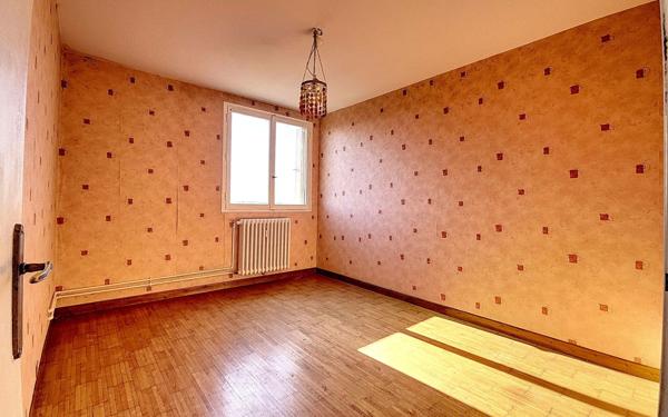 Appartement à vendre    4 pièces • 73,49 m2 Chenôve