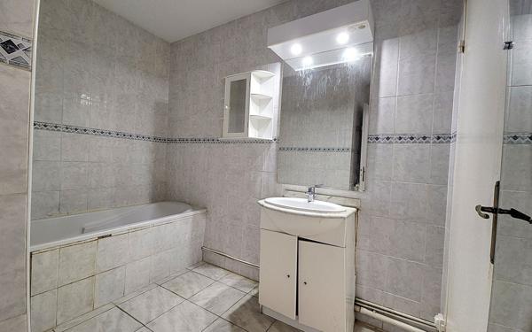 Appartement à vendre    4 pièces • 73,49 m2 Chenôve