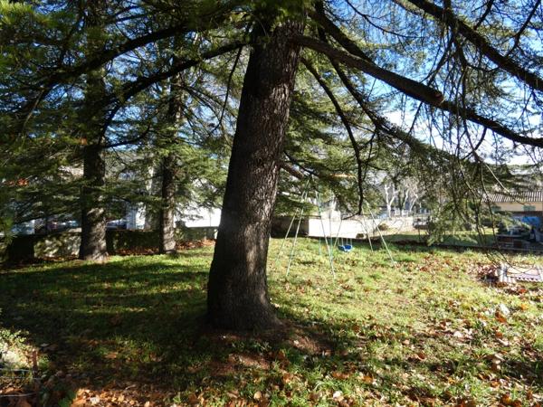 SAINT HIPPOLYTE DU FORT maison P7 de 202 M2