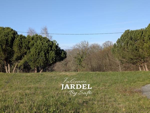 TERRAIN 1 139 M² VIABILISE - SANS ABF - ASSAINISSEMENT COLLECTIF