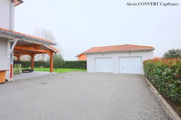 Maison à vendre 5 pièces BRESSE VALLONS, terrain 729m²