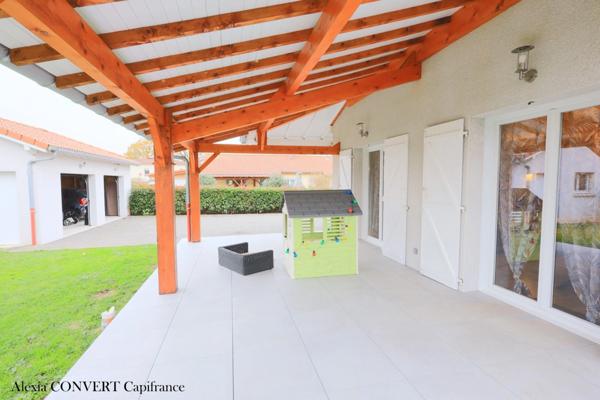 Maison à vendre 5 pièces BRESSE VALLONS, terrain 729m²