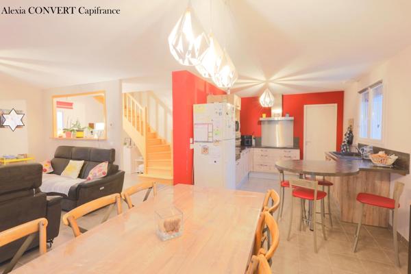 Maison à vendre 5 pièces BRESSE VALLONS, terrain 729m²