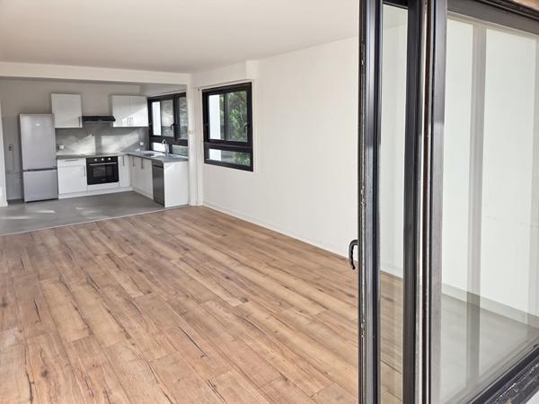 Appartement 3 pièces- DPE C- Cave-Place de parking - 2 chambres