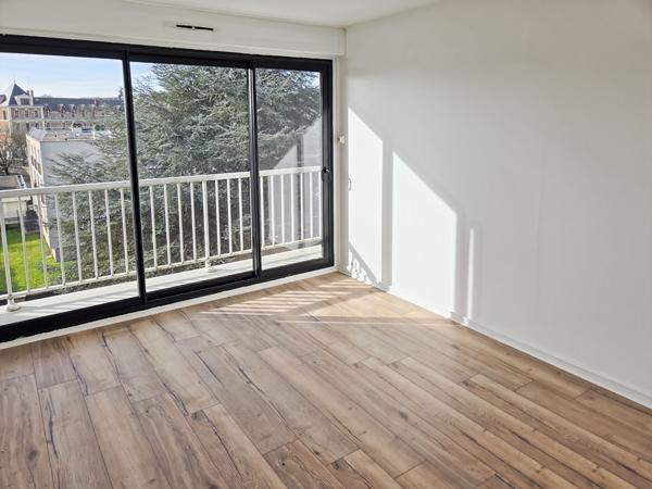 Appartement 3 pièces- DPE C- Cave-Place de parking - 2 chambres