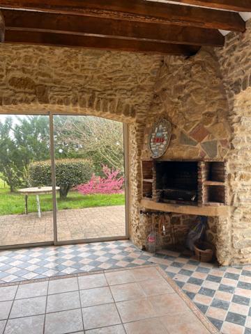 Dpt Gers (32), MARCIAC et PLAISANCE proches, BELLE MAISON DE MAITRE avec VUE, 320m2 piscine +dependances, cave sur 3500m2 de jardin