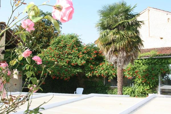Dpt Gers (32), MARCIAC et PLAISANCE proches, BELLE MAISON DE MAITRE avec VUE, 320m2 piscine +dependances, cave sur 3500m2 de jardin