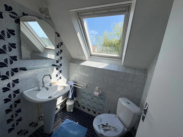 Neuville-lès-Dieppe – Maison familiale lumineuse avec jardin et aperçu mer