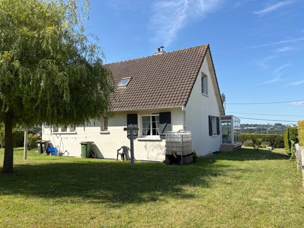 Neuville-lès-Dieppe – Maison familiale lumineuse avec jardin et aperçu mer