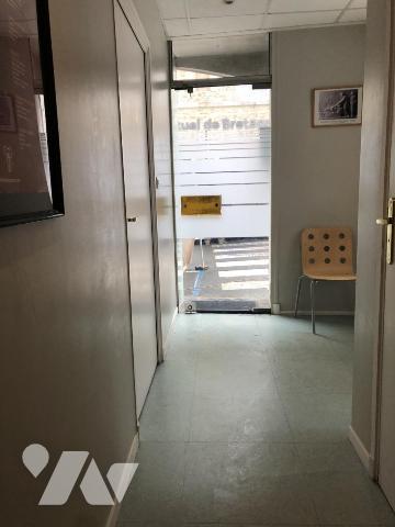 VEND IMMEUBLE A QUINTIN