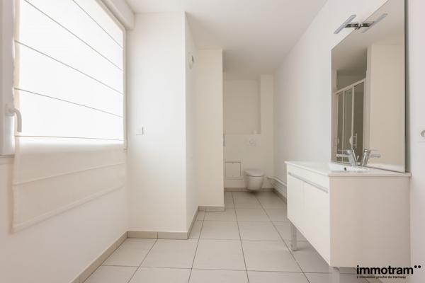 Vente Appartement 120m2 - 3 chambre(s) - La Madeleine, Romarin • Réf. VA27392