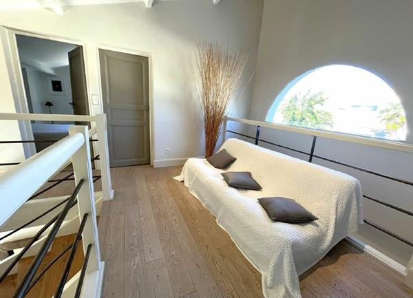 Maison à vendre    6 pièces •  Puilboreau