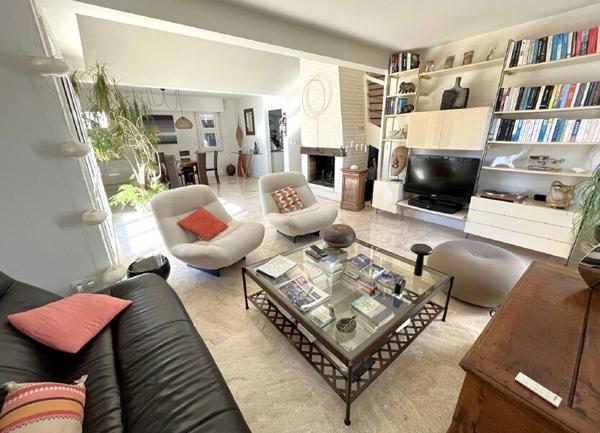 Maison à vendre    6 pièces •  Puilboreau