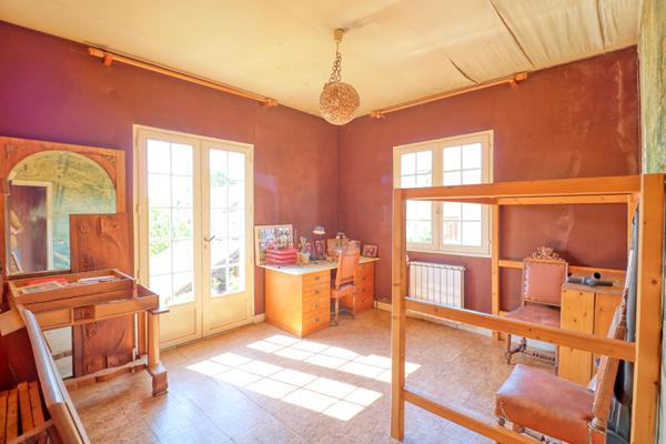 Maison Antony 5 pièce(s) + 2 studios indépendants