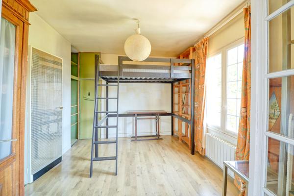 Maison Antony 5 pièce(s) + 2 studios indépendants