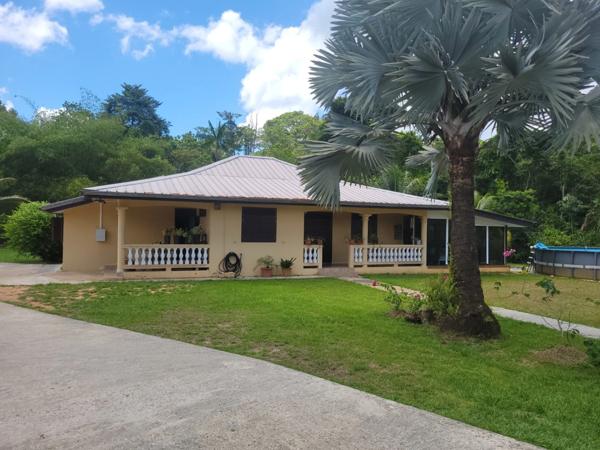 A vendre Villa T4 sur 2000 m² de terrain - La Chaumière - MATOURY