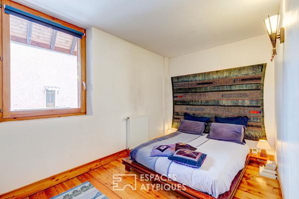 Ancienne grange à tabac rénovée avec jardin et source