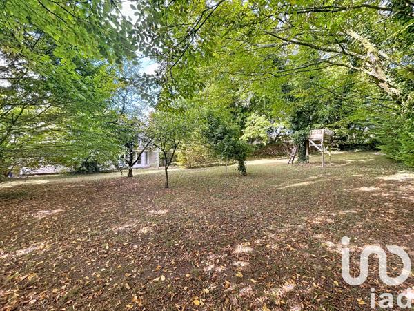 Maison à vendre 10 pièces 273 m² Saint-Gervais-les-Trois-Clochers