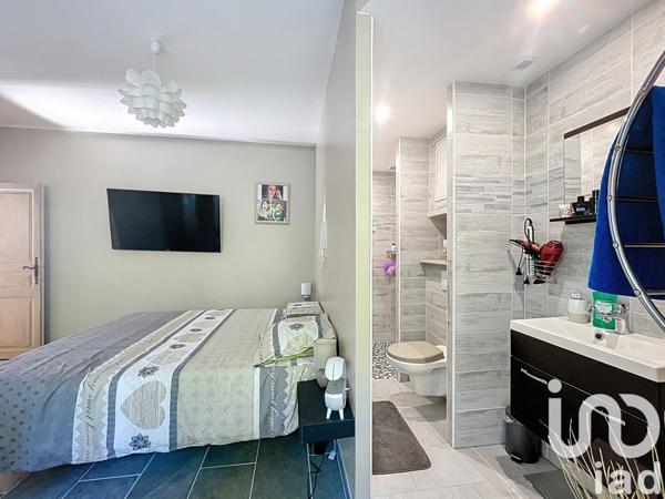 Maison à vendre 10 pièces 273 m² Saint-Gervais-les-Trois-Clochers