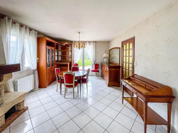 maison centre ville 5 chambres, 975 m² de terrain.