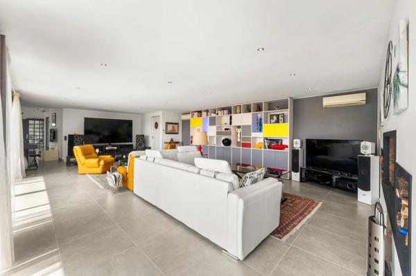 Villa + 2 terrains constructibles