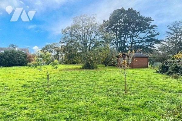 MAISON À VENDRE ? CLOHARS CARNOËT (29)

Entre le bourg et le pittoresque port de Doëlan, déco...