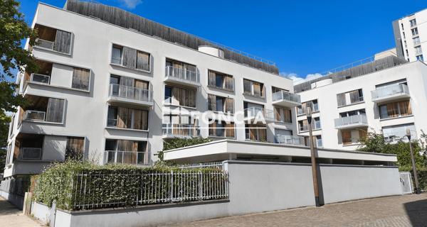 Location Appartement 3 pièces 81.22 m² - Les Ulis 91940