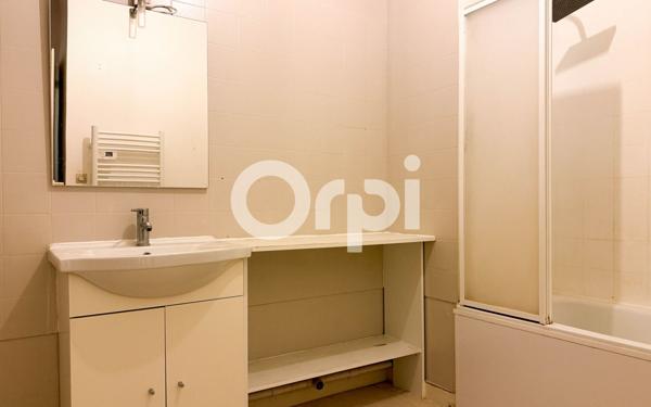 Appartement à vendre    3 pièces •  Rochefort