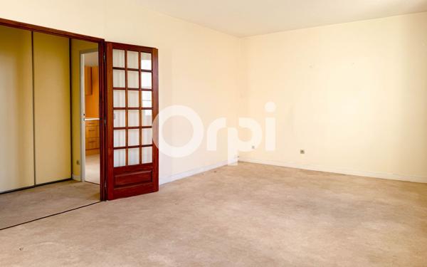 Appartement à vendre    3 pièces •  Rochefort