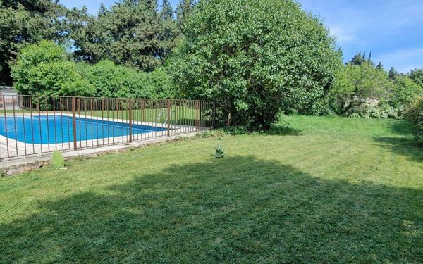 Maison à vendre    7 pièces • 209 m2 Sarrians