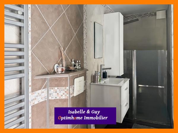 A 15 min de Verneuil, PISCINE D’INTÉRIEUR,