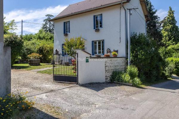 Vente                                                      Maison
                        
                     4 pièces                      100 m2                     à Dolomieu