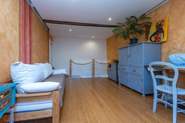 Vente                                                      Maison
                        
                     4 pièces                      100 m2                     à Dolomieu