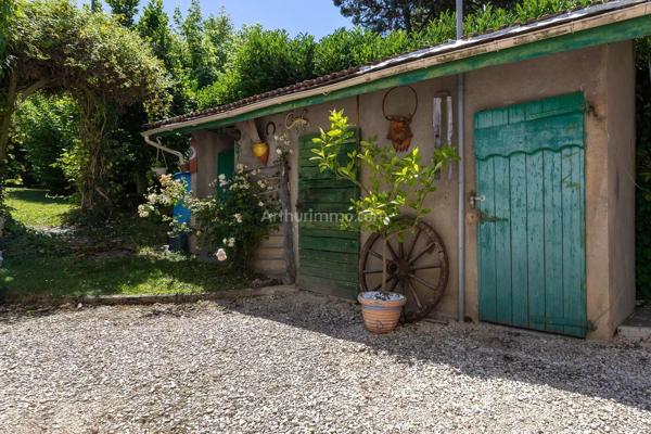 Vente                                                      Maison
                        
                     4 pièces                      100 m2                     à Dolomieu