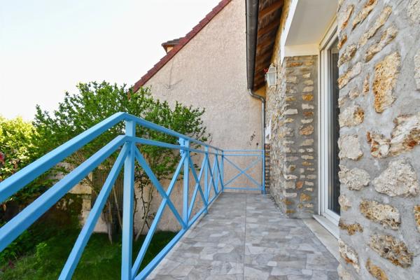 Maison bourgeoise en pierre de meulière 9 pièces - 6 chambres -  Savigny sur Orge (91)