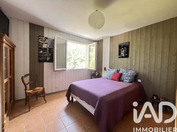Maison à vendre 6 pièces 150 m² Aix-en-Provence
