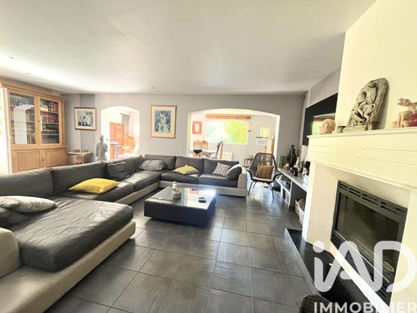 Maison à vendre 6 pièces 150 m² Aix-en-Provence