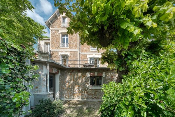 Belle maison meulière 8 pièces à vendre à JUVISY SUR ORGE (Essonne) à 20 km de Paris dans un quartier prisé !