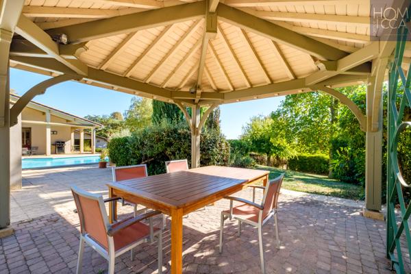 Villa 7 pièce(s) 4 chambre(s) 218.5 m²