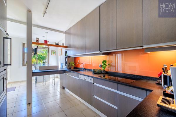 Villa 7 pièce(s) 4 chambre(s) 218.5 m²