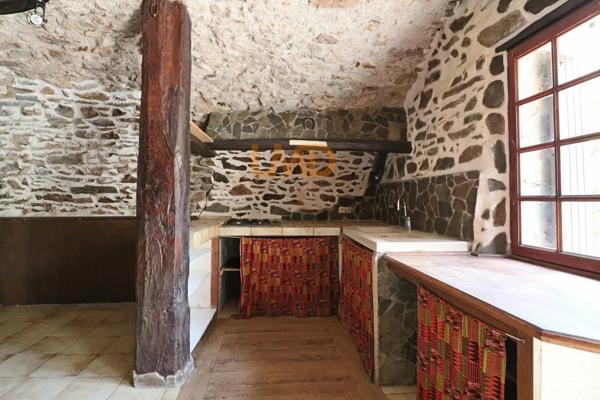 Maison de village en pierre - 95m2 - 4 chambres - Terrain non attenant