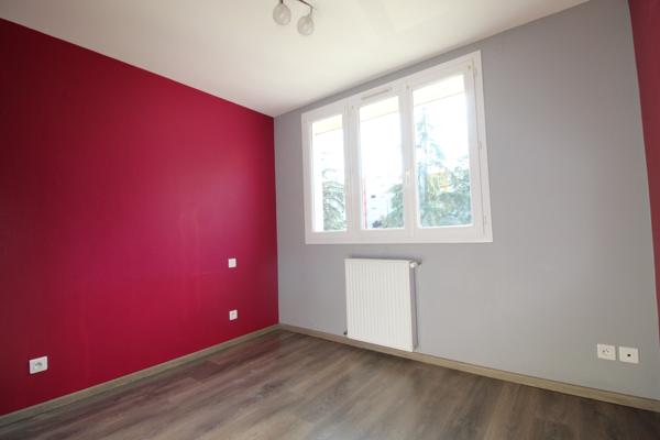 Millau (12100) Appartement T3 rénové – 48 m² – Millau centre