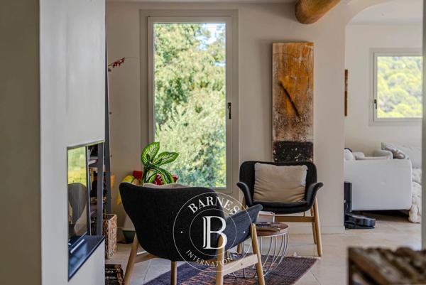 Aix-en-Provence, Maison 4 Chambres -  189 m² à vendre